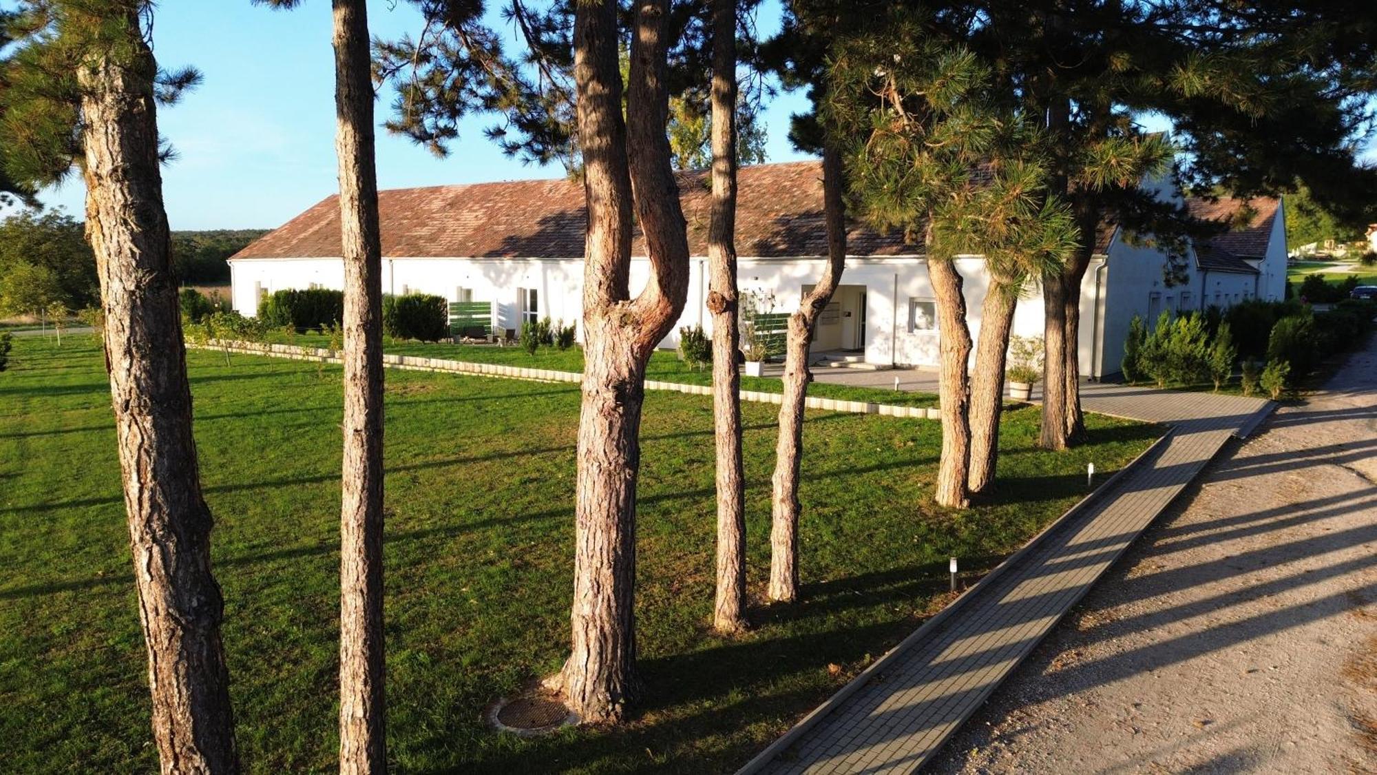 Harol Home & Bike Fertorakos Luaran gambar